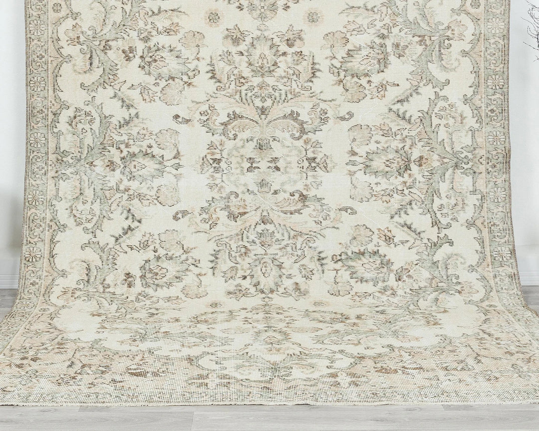 Beige Turkish Oushak Rug 6'4" x 10'1" Hand-Knotted | No. VR22339