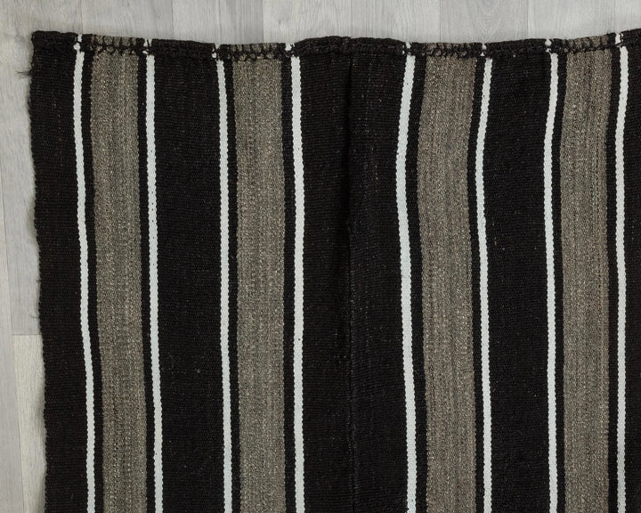 Brown Turkish Kilim Rug 6' x 8' Flat-Weave close-up