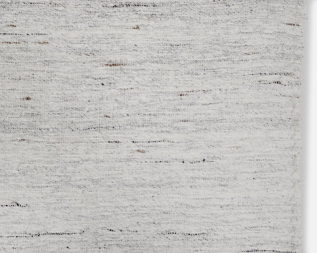 White Kilim Rug 6' 2" x 7' 10" | No. VR22503