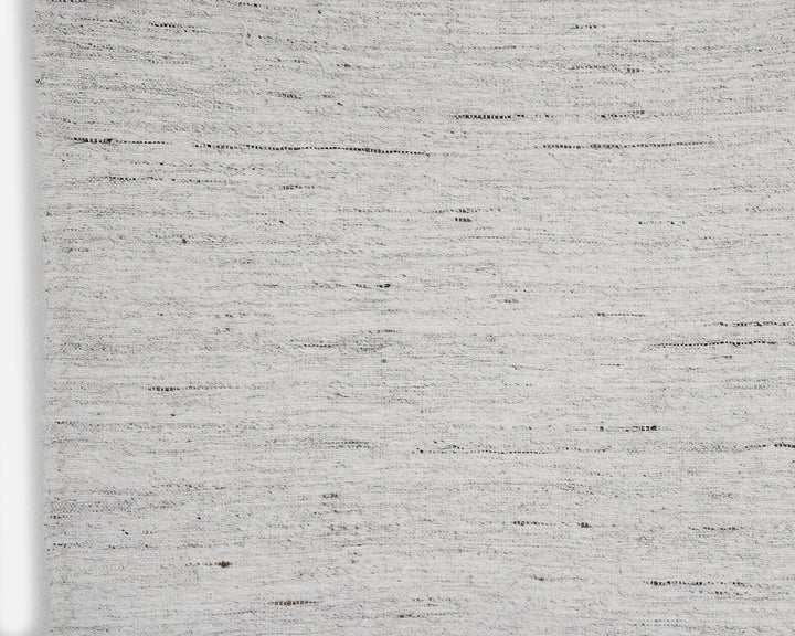 White Kilim Rug 6' 2" x 7' 10" | No. VR22503