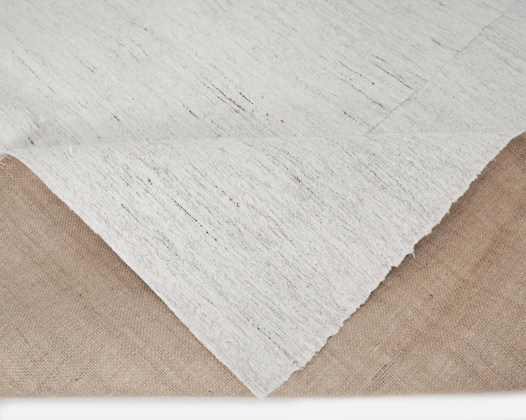 White Kilim Rug 6' 2" x 7' 10" | No. VR22503