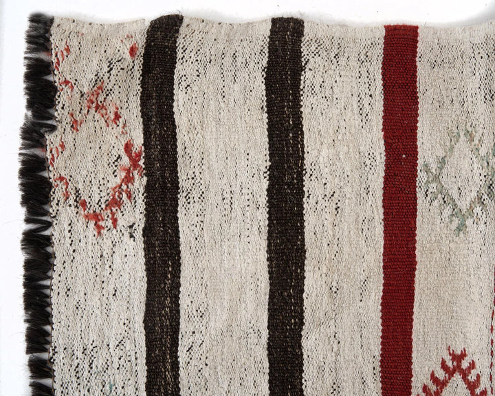 Kilim Rug 6' 9" x 8' 4" | No. VR22556