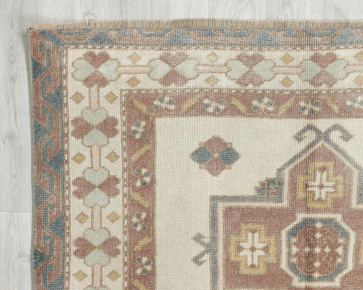 Multicolor Turkish Oushak Rug 4' 1" x 5' 7" Hand-Knotted | No. VR22665
