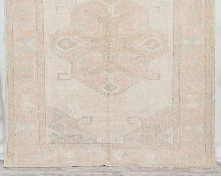 Beige Turkish Oushak Rug 7' 1" x 5' 10" Hand-Knotted | No. VR22774