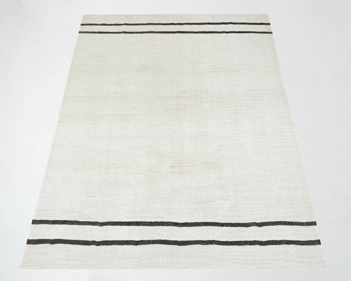 Black Kilim Rug 8' 11" x 11' 7" | No. VR23066