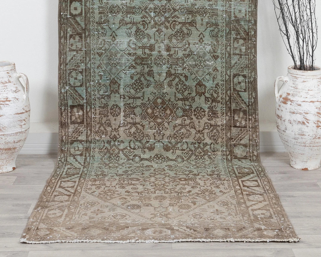 Runner Rug 3' 10" x 9' 11" | No. VR23080
