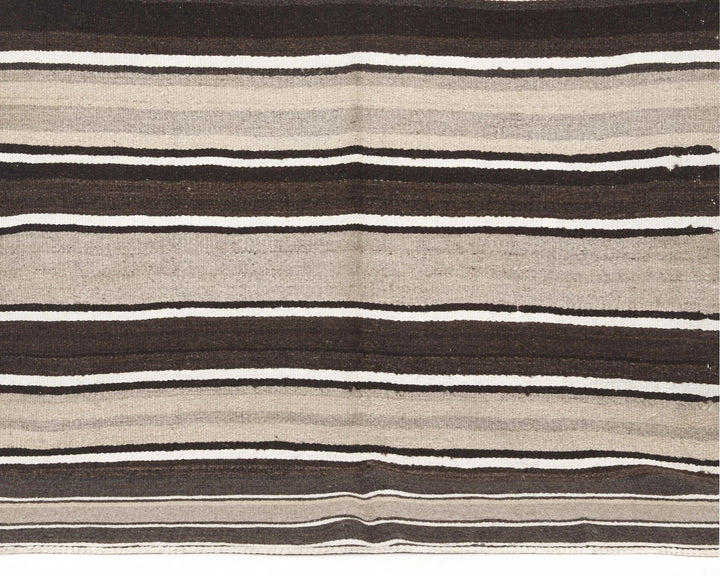 Kilim Rug 4' 4" x 7' 6" | No. VR23163