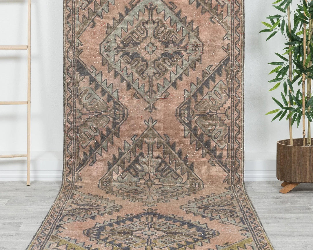Multicolor Turkish Oushak Rug 3'2" x 11'6" Hand-Knotted | No. VR23507