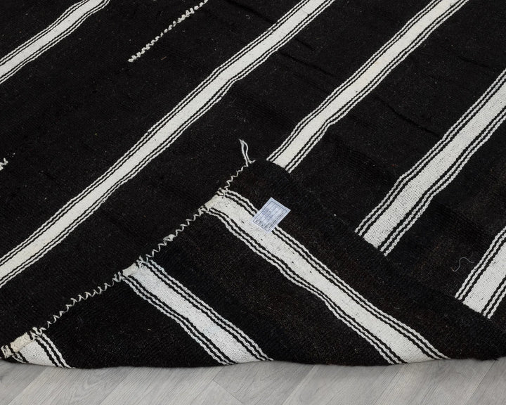 Brown Turkish Kilim Rug 8' x 11' Flat-Weave texture