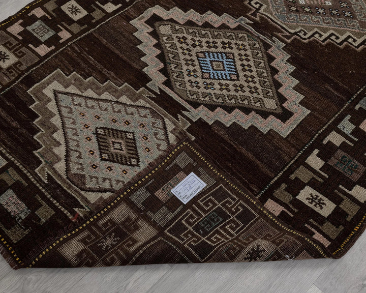 Brown Runner Rug 4' x 11' | No. VR23820
