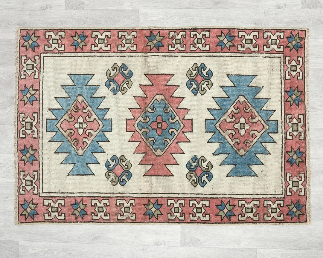 Multicolor Turkish Oushak Rug 4' x 2' 8" Hand-Knotted | No. VR24019