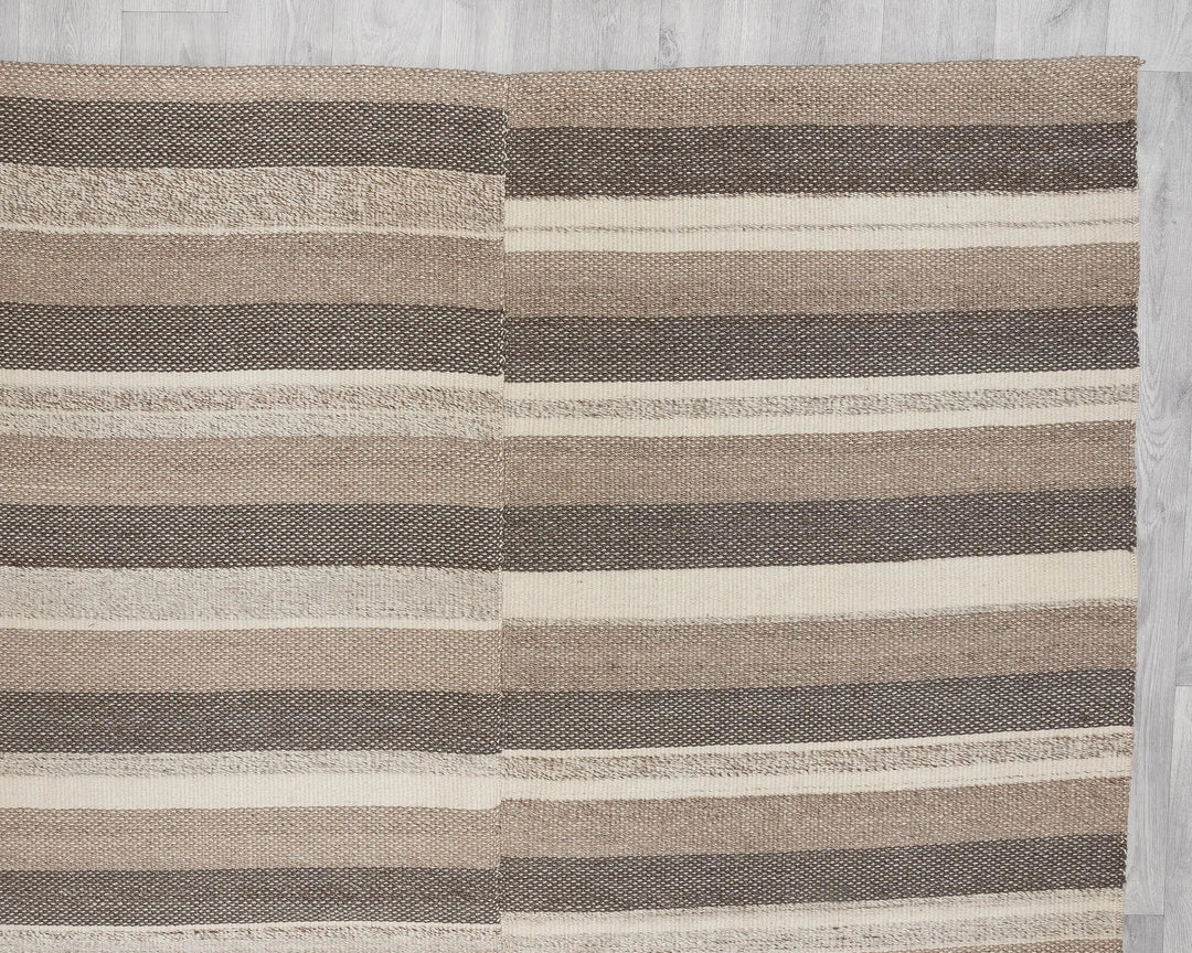 Neutral Kilim Rug 9' 2" x 13' 3" | No. VR24039