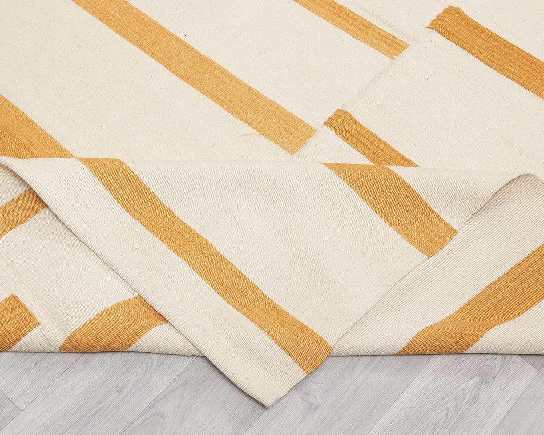 Beige Kilim Rug 9' 10" x 12' 11" | No. VR24069