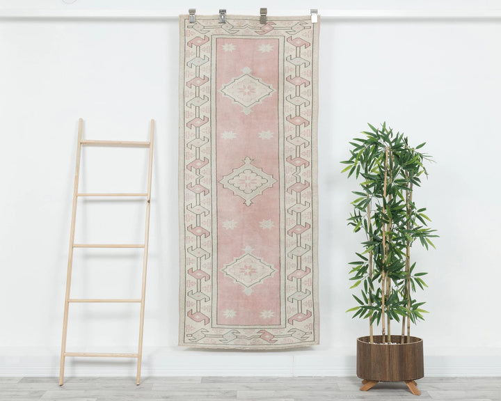 Beige Turkish Oushak Rug 2'7" x 6'2" Hand-Knotted | No. VR24132