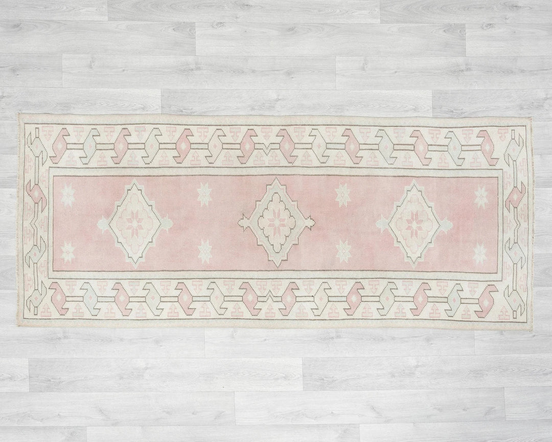 Beige Turkish Oushak Rug 2'7" x 6'2" Hand-Knotted | No. VR24132