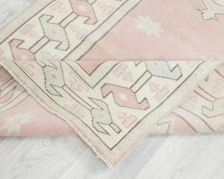 Beige Turkish Oushak Rug 2'7" x 6'2" Hand-Knotted | No. VR24132