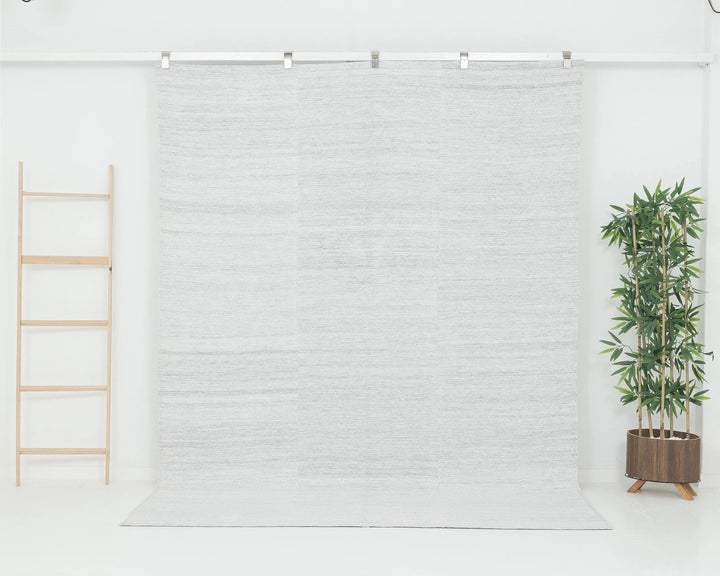 White Kilim Rug 6' 7" x 8' 6" | No. VR24150