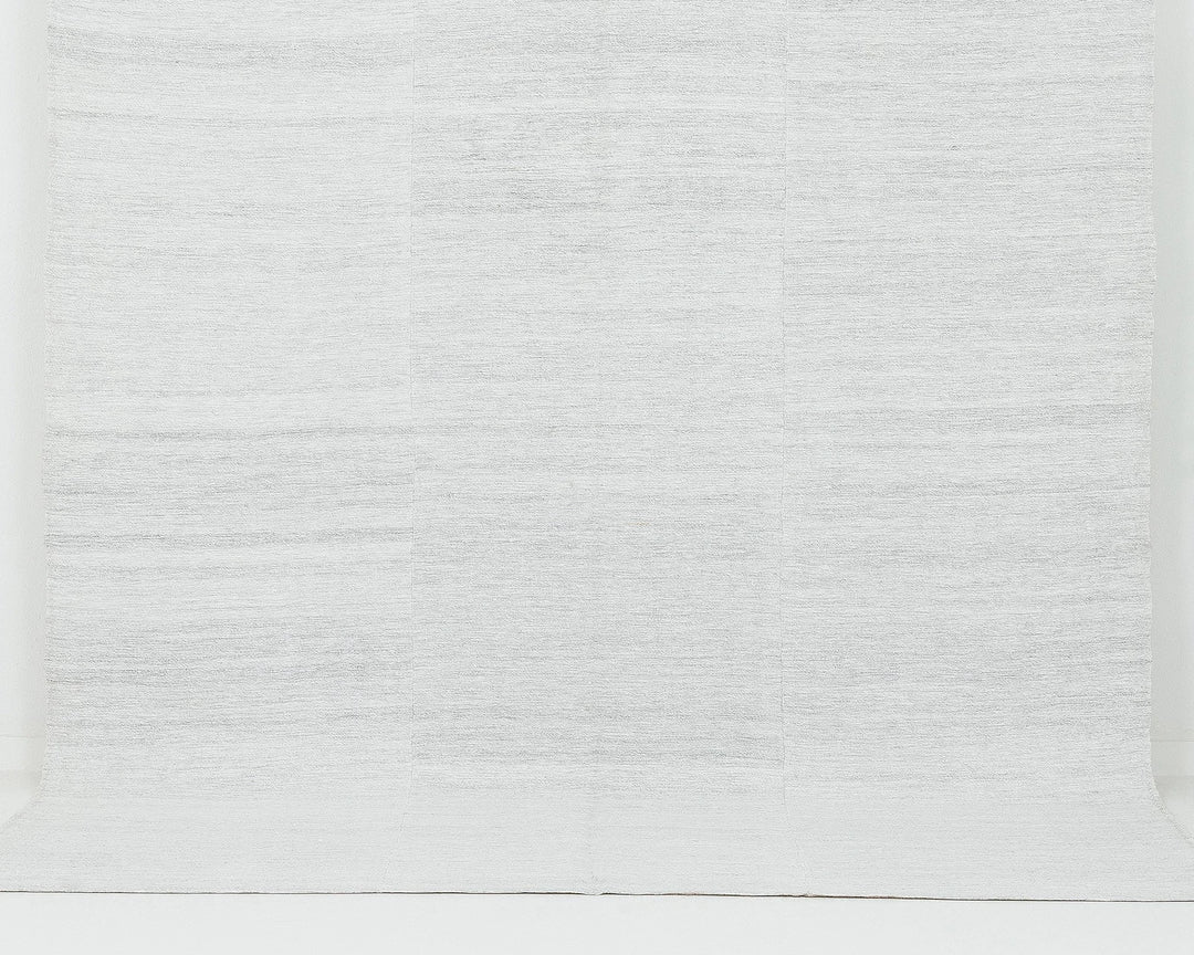 White Kilim Rug 6' 7" x 8' 6" | No. VR24150