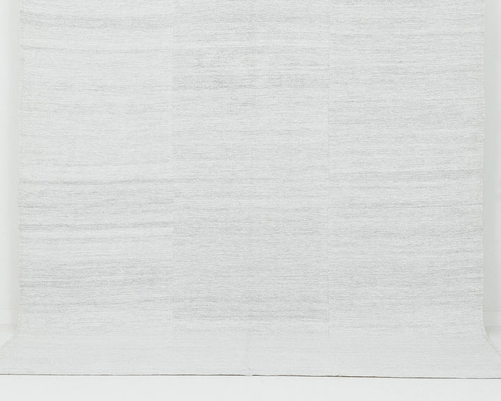 White Kilim Rug 6' 7" x 8' 6" | No. VR24150