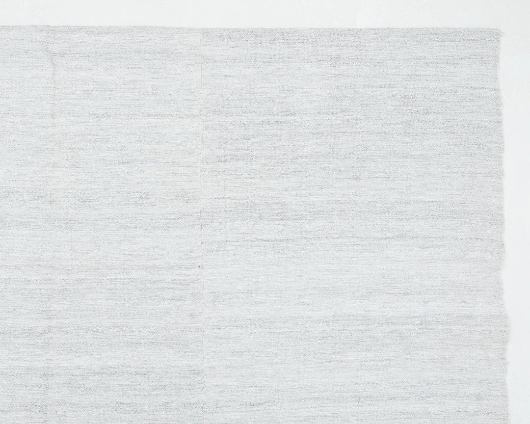 White Kilim Rug 6' 7" x 8' 6" | No. VR24150