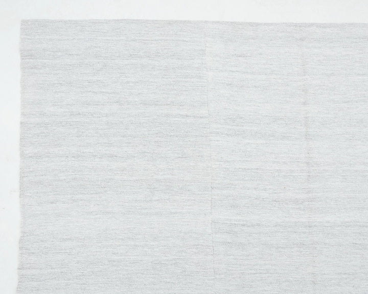 White Kilim Rug 6' 7" x 8' 6" | No. VR24150