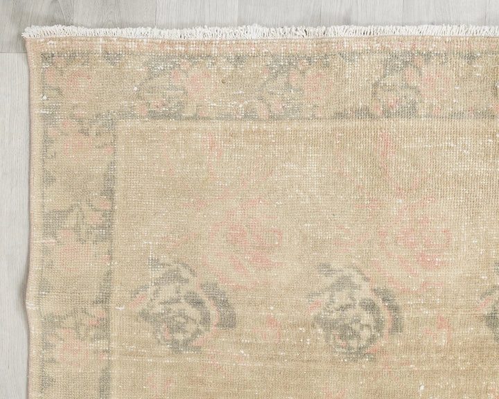 Beige Turkish Oushak Rug 4' 7" x 7' 1" Hand-Knotted | No. VR24243