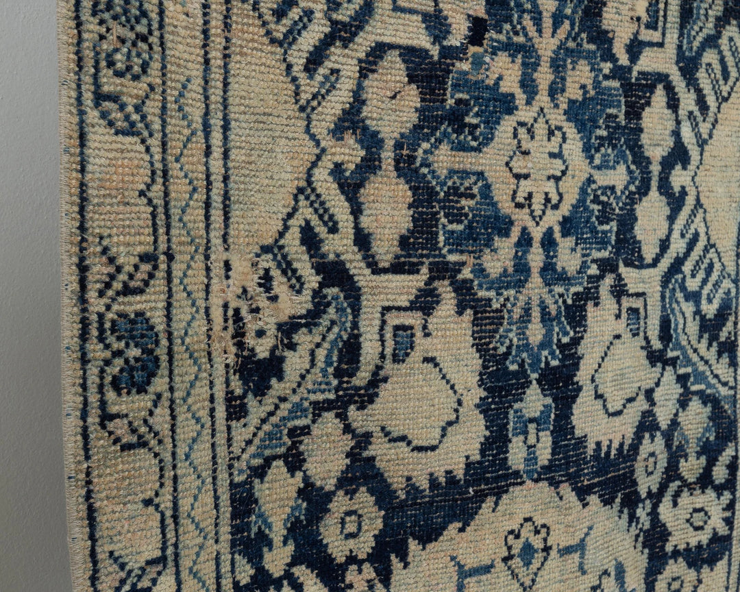 Blue Runner Rug 0' 1" x 0' 6" | No. VR24355