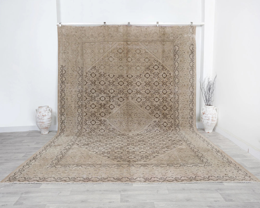 Oushak Rug 9' 7" x 12' 6" | No. VR24363
