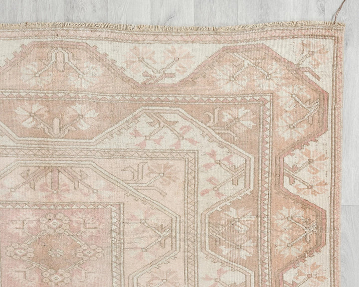 Beige Turkish Oushak Rug 7' 10" x 5' 7" Hand-Knotted | No. VR24369