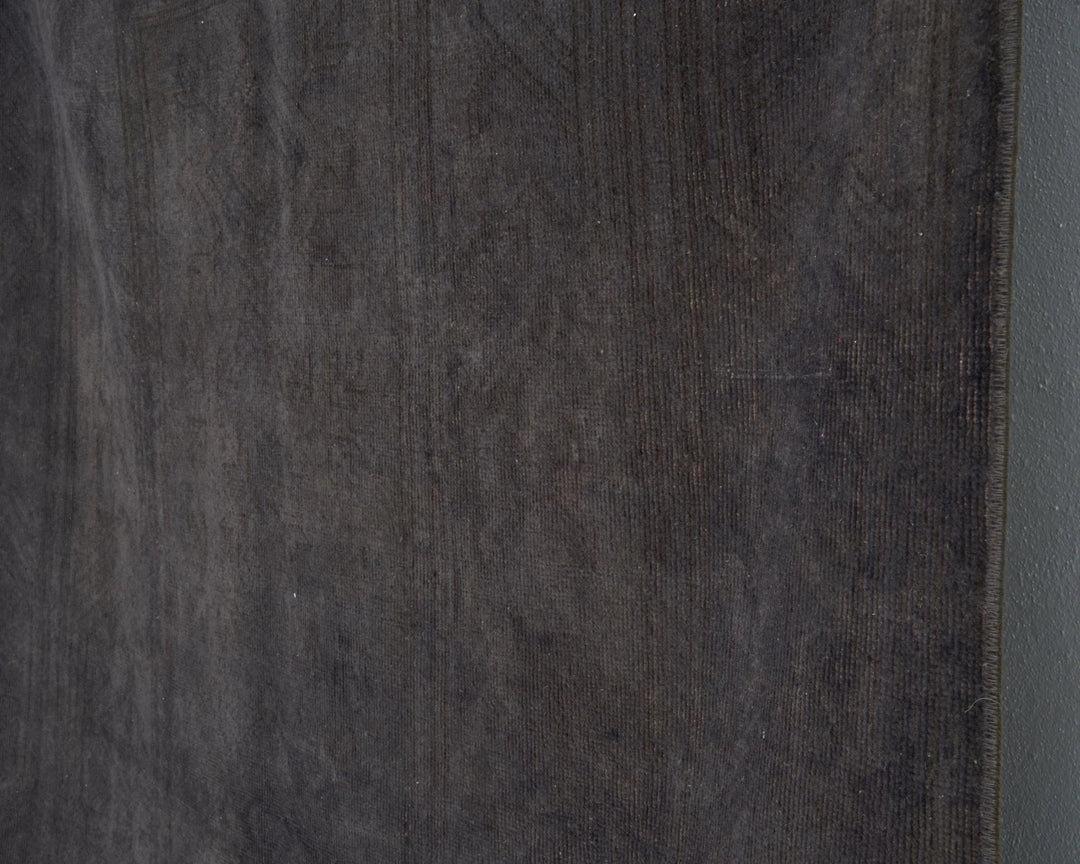Black Oushak Rug 5' 1" x 8' | No. VR24405