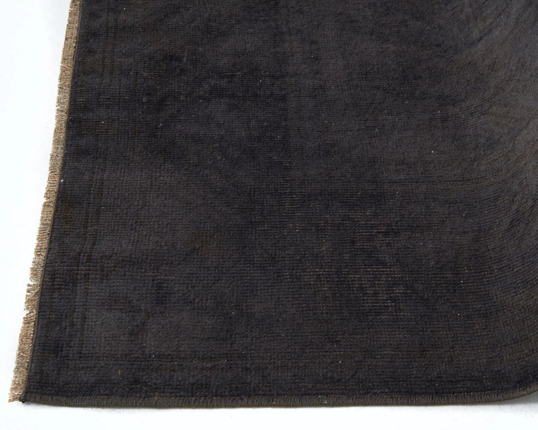 Black Oushak Rug 5' 1" x 8' | No. VR24405