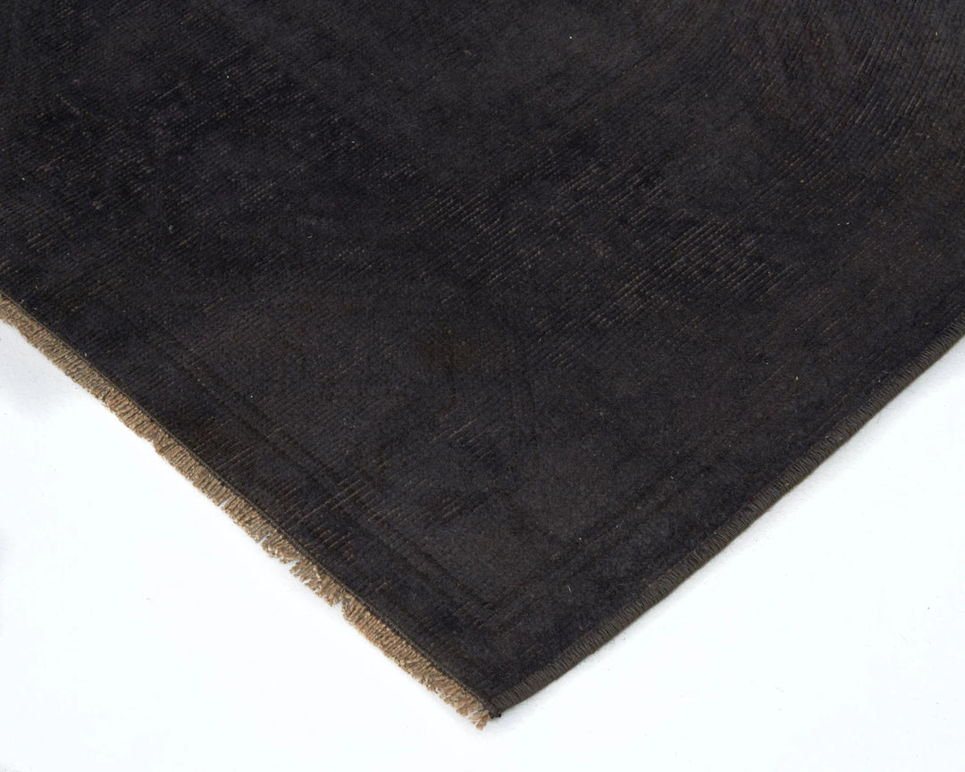 Black Oushak Rug 5' 1" x 8' | No. VR24405
