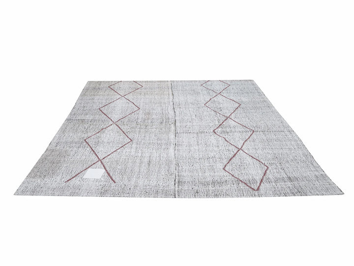 Gray Kilim Rug 7' 5" x 8' 5" | No. VR24580