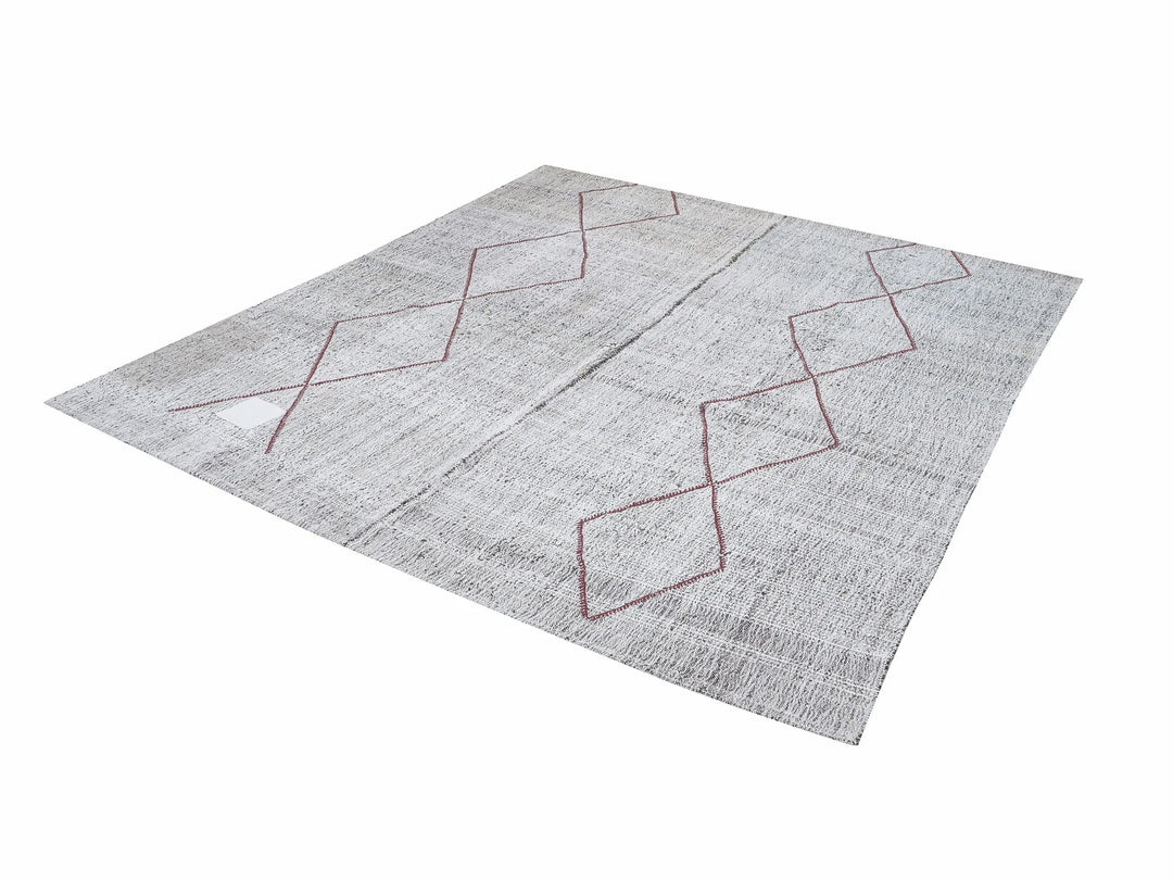 Gray Kilim Rug 7' 5" x 8' 5" | No. VR24580