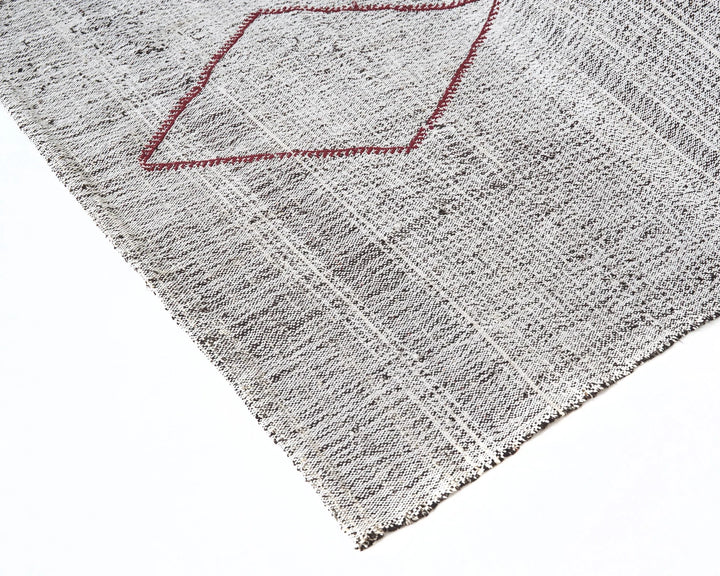 Gray Kilim Rug 7' 5" x 8' 5" | No. VR24580