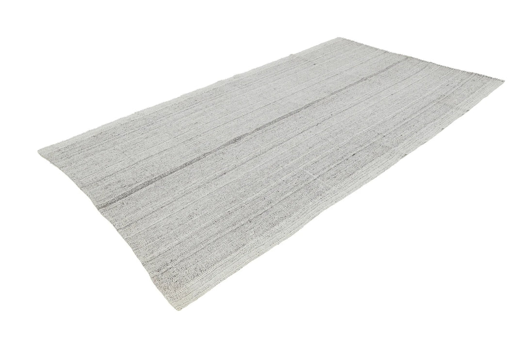 Gray Kilim Rug 5' 5" x 9' 10" | No. VR24799
