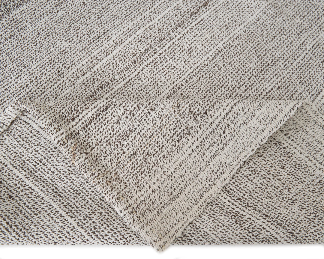 Gray Kilim Rug 5' 5" x 9' 10" | No. VR24799