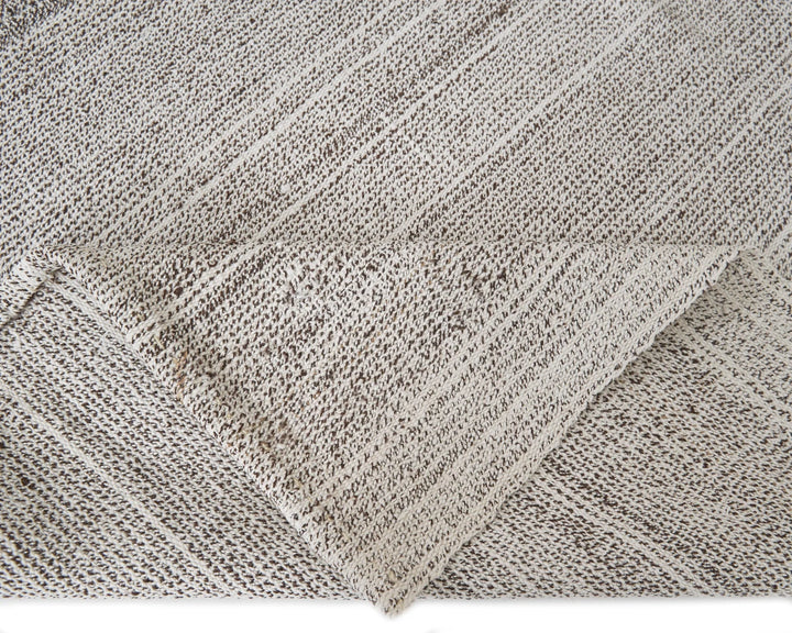 Gray Kilim Rug 5' 5" x 9' 10" | No. VR24799