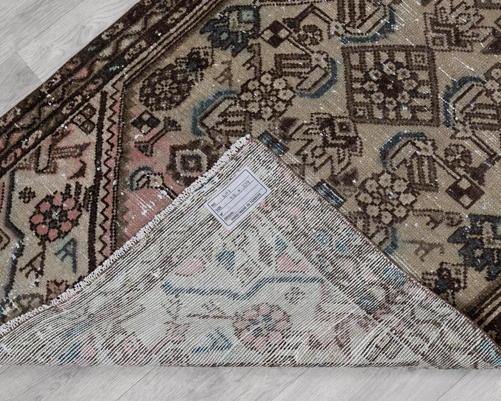 Multicolor Turkish Oushak Rug 2'7" x 10'1" Hand-Knotted | No. VR24959