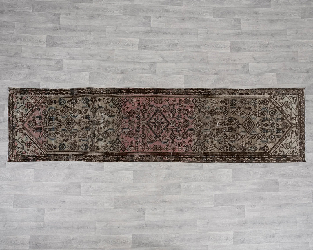 Multicolor Turkish Oushak Rug 2'7" x 10'1" Hand-Knotted | No. VR24959