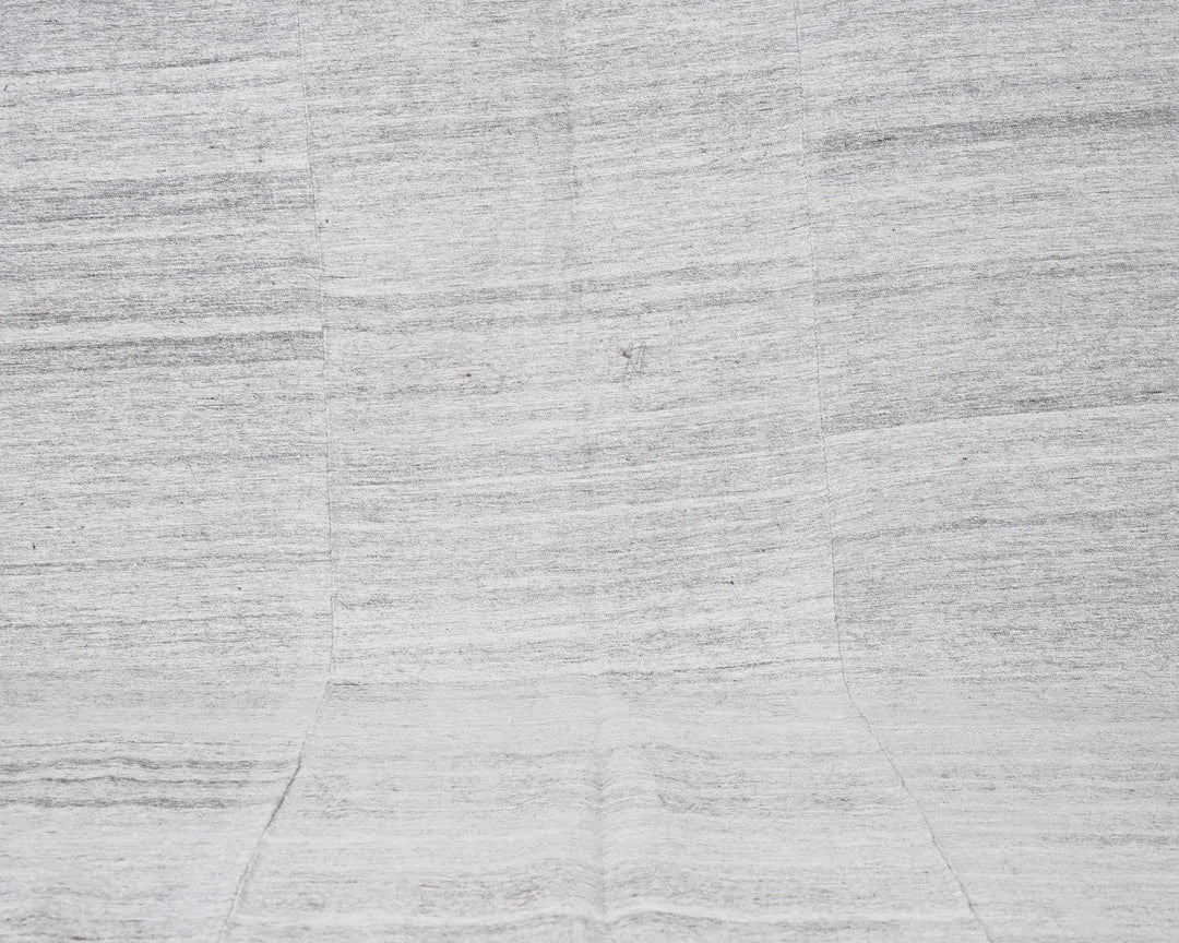 Gray Kilim Rug 6' x 9' 7" | No. VR25111