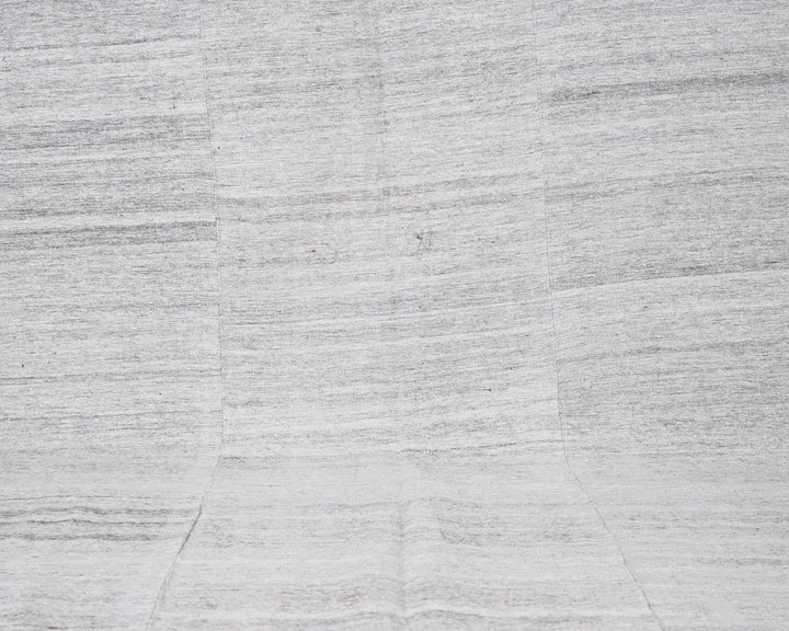Gray Kilim Rug 6' x 9' 7" | No. VR25111