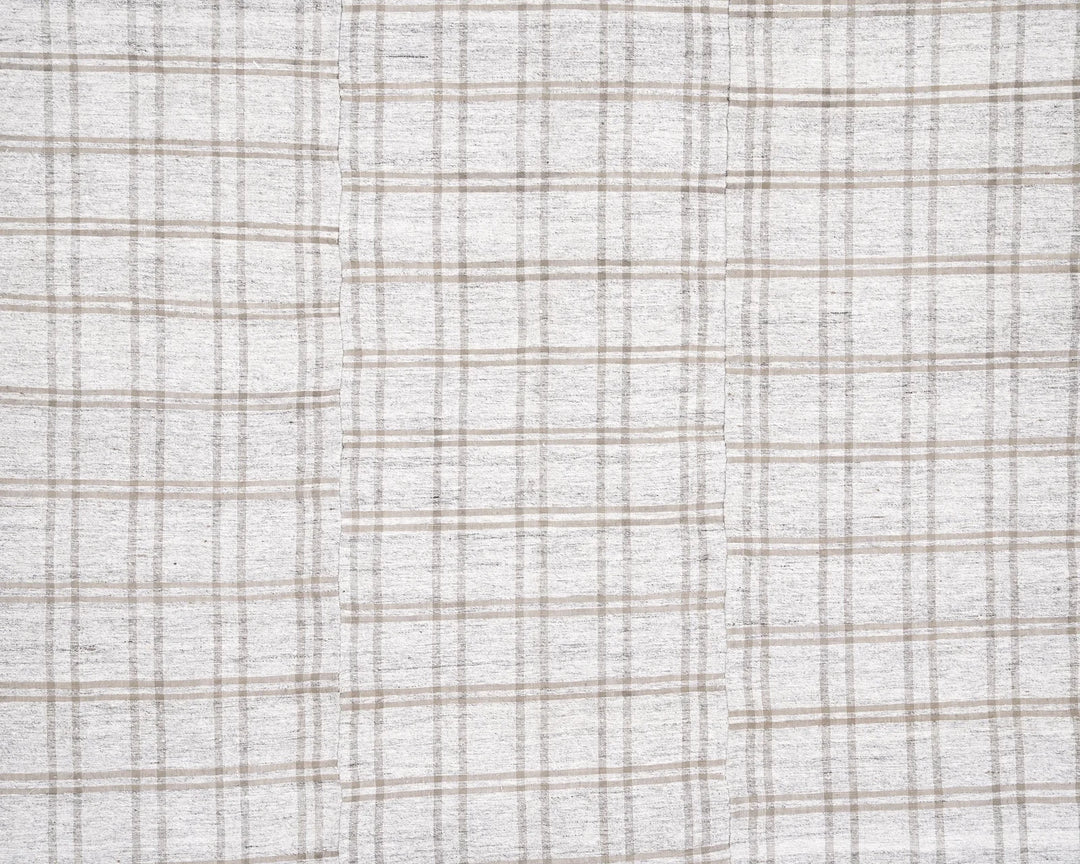 White Turkish Kilim Rug 5'5" x 9'4" Flat-Weave | No. VR25209