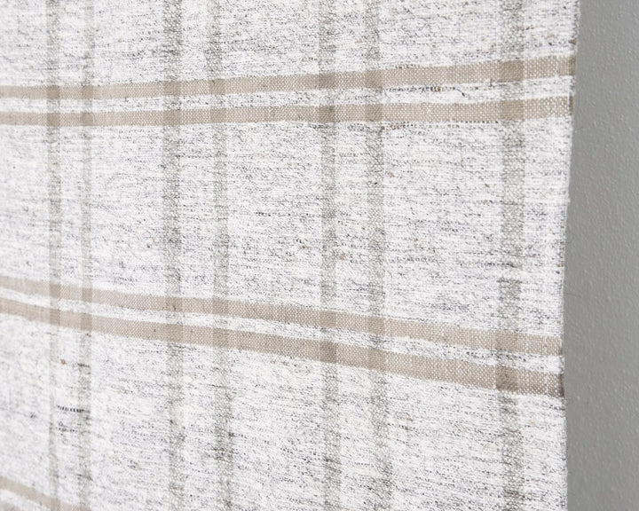 White Turkish Kilim Rug 5'5" x 9'4" Flat-Weave | No. VR25209