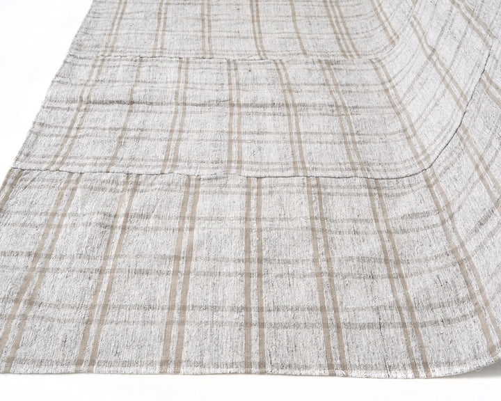 White Turkish Kilim Rug 5'5" x 9'4" Flat-Weave | No. VR25209