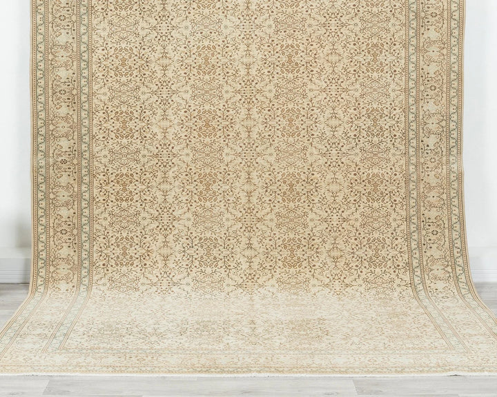 Beige Turkish Oushak Rug 6'5" x 9'10" Hand-Knotted | No. VR25239