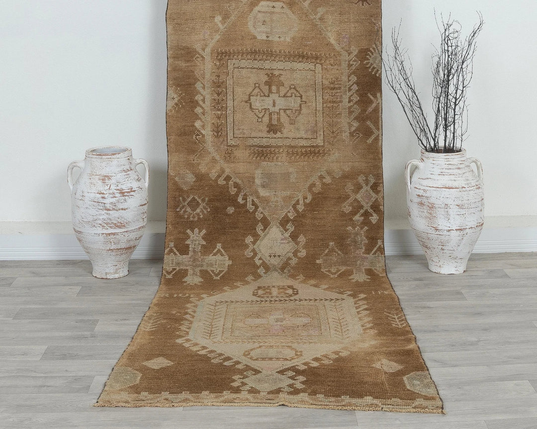 Beige Turkish Oushak Rug 3' 1" x 10' 7" Hand-Knotted detail