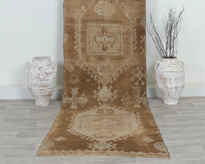 Beige Turkish Oushak Rug 3' 1" x 10' 7" Hand-Knotted detail