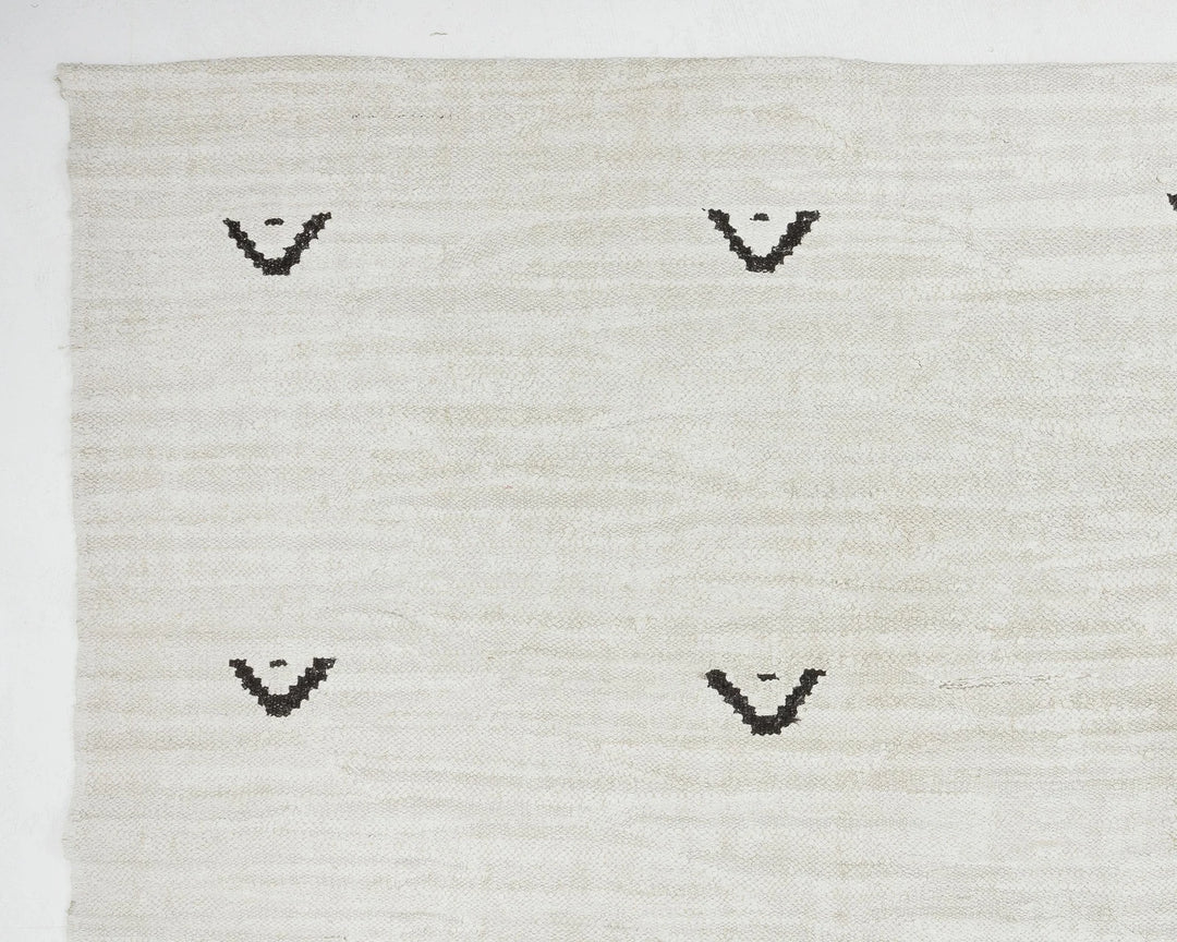 Ivory Kilim Rug 11' x 13' | No. VR25423