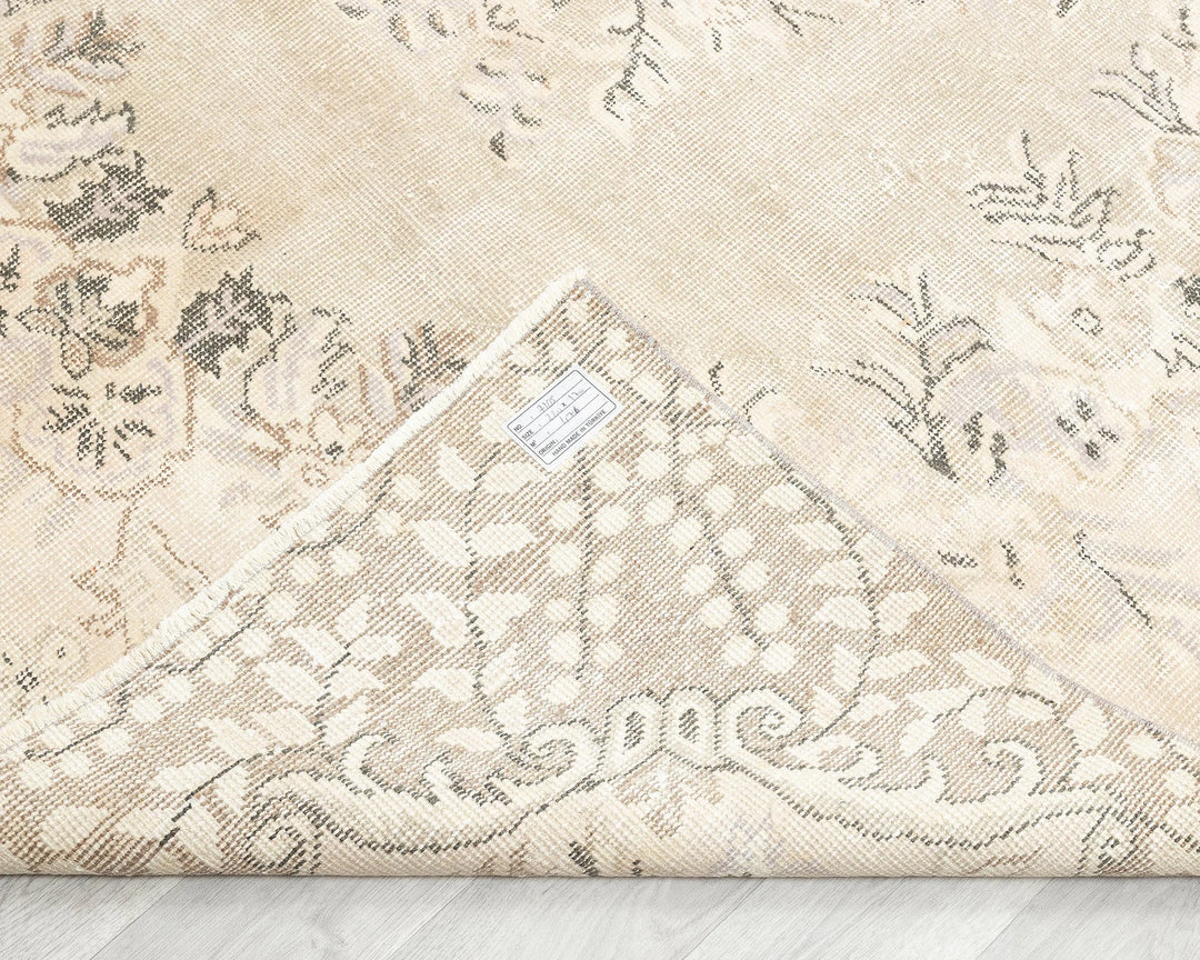 Beige Turkish Oushak Rug 9' 2" x 5' 7" Hand-Knotted | No. VR25463